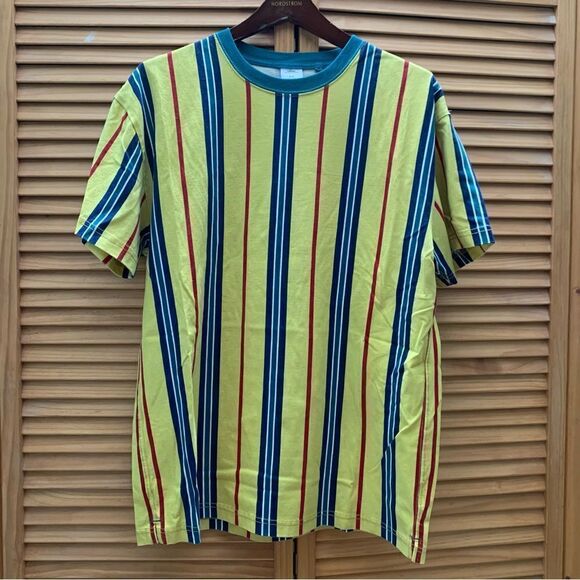 Urban outfitters Men’s Striped T-shirt Small - Picture 1 of 5